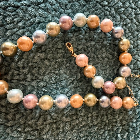 Kenneth Jay Lane Multicolor Pearl Necklace - Picture 2 of 5